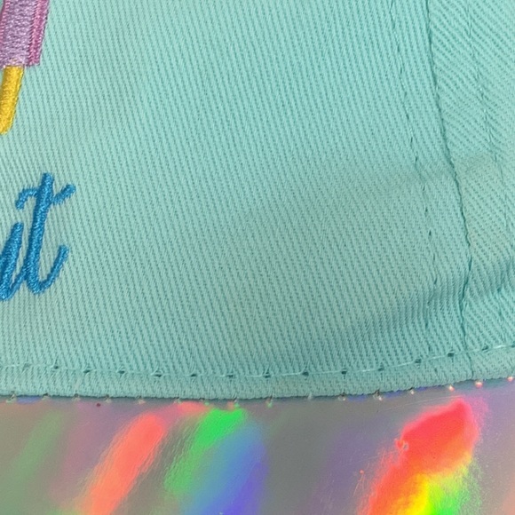 Chill Out Baseball Hat Womens OS Mist Mint Iridescent Brim Strapback Cap - Picture 6 of 17